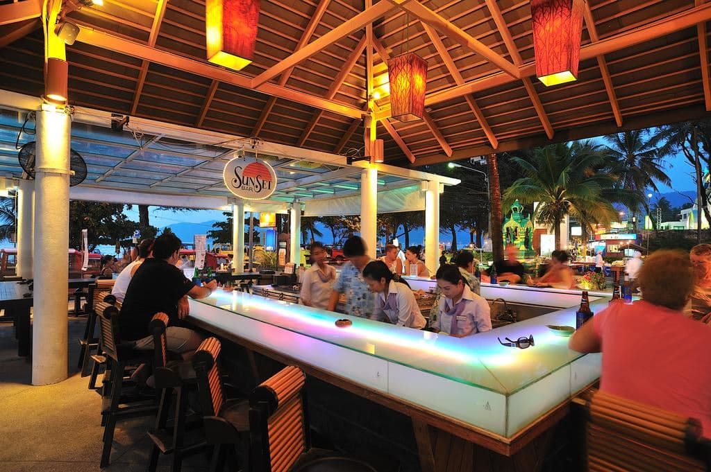 bars-sunset-bar
