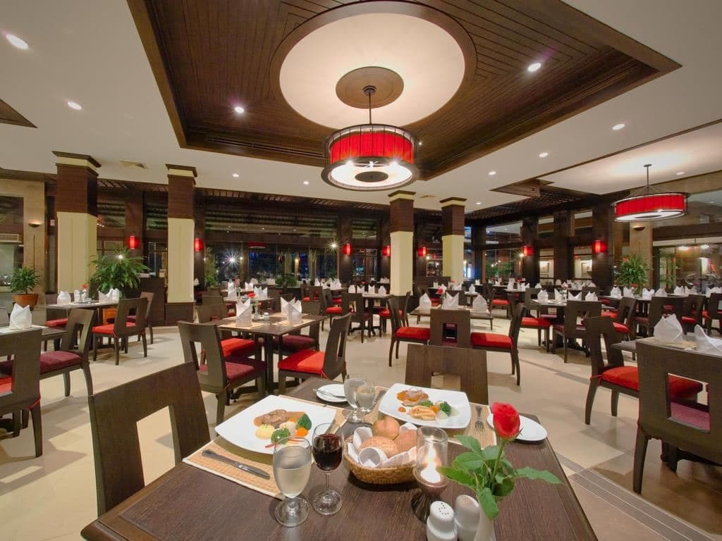 restaurants-restaurant