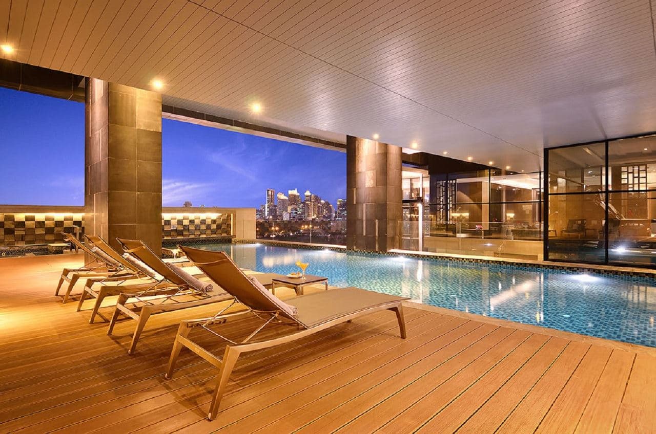 pools-indoor-pool