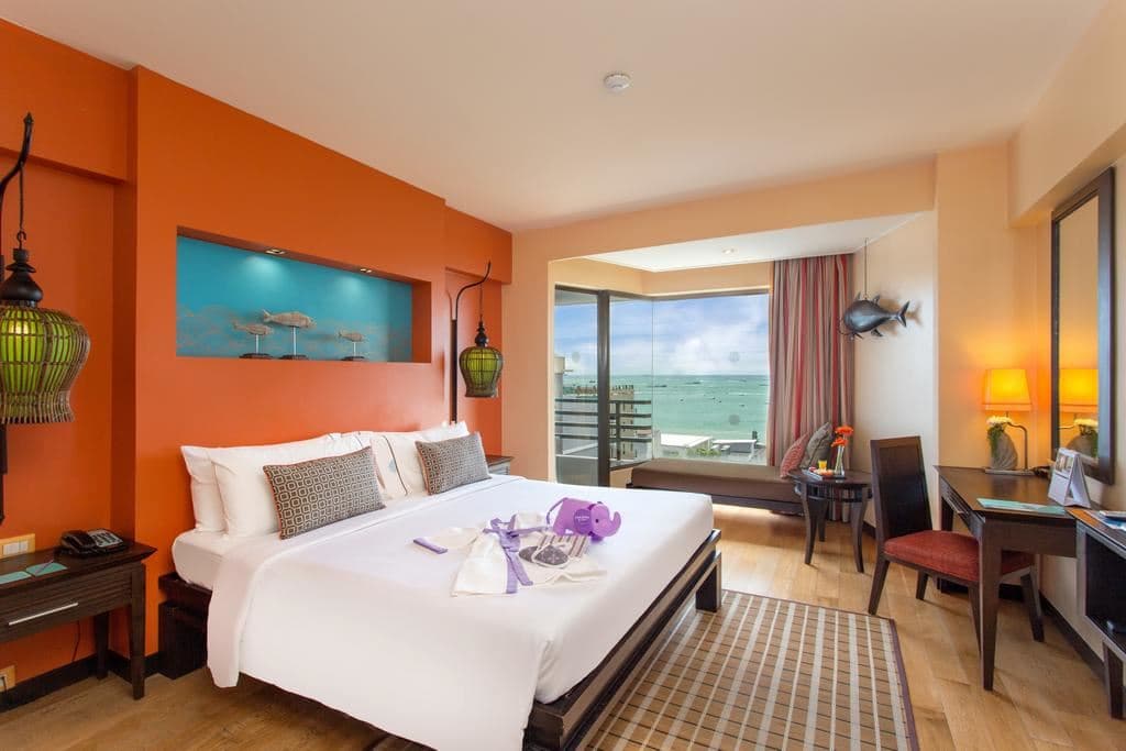 rooms-deluxe-seaview