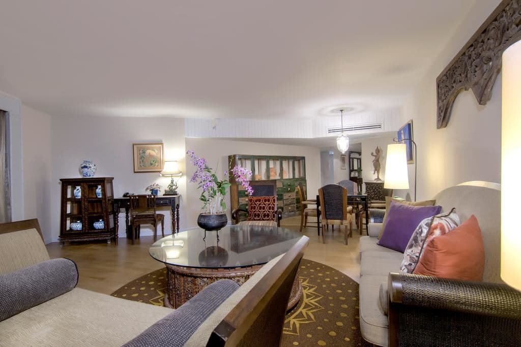 rooms-deluxe-suite