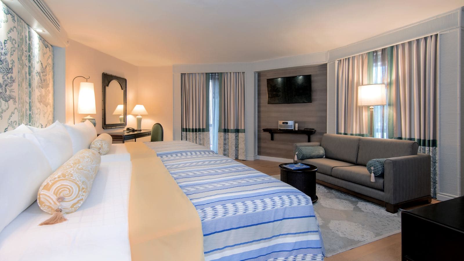 rooms-suite-room