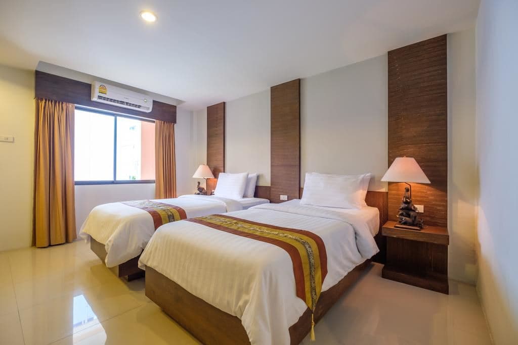 rooms-standard-room