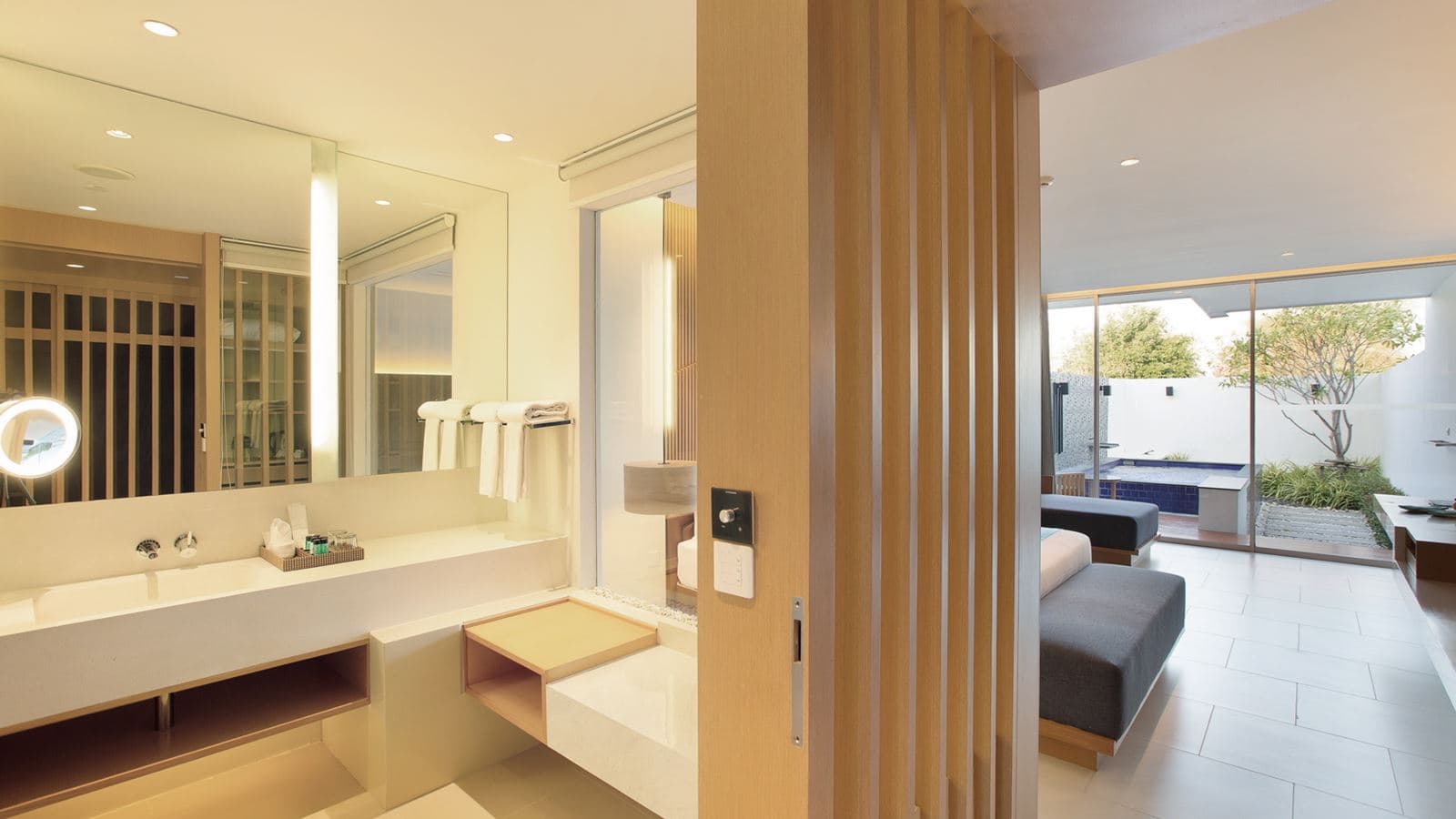 rooms-pool-villa