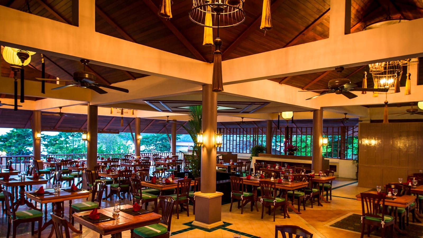 restaurants-morakot-restaurant