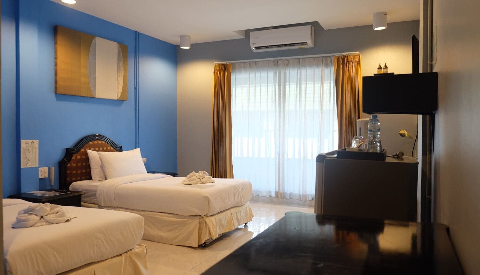 rooms-superior-twin-room
