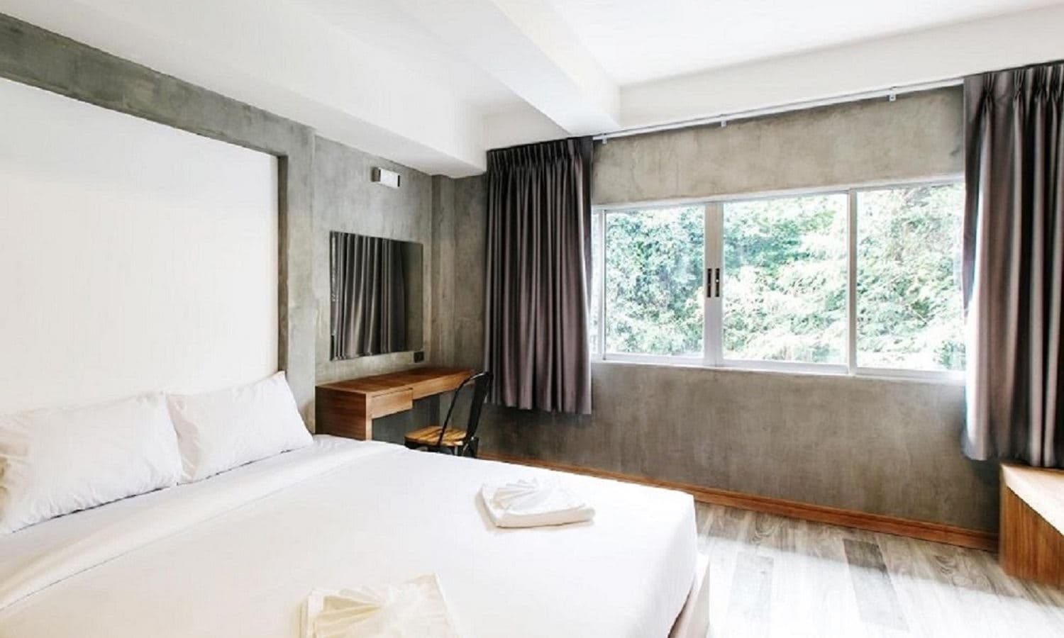 rooms-deluxe-double-room