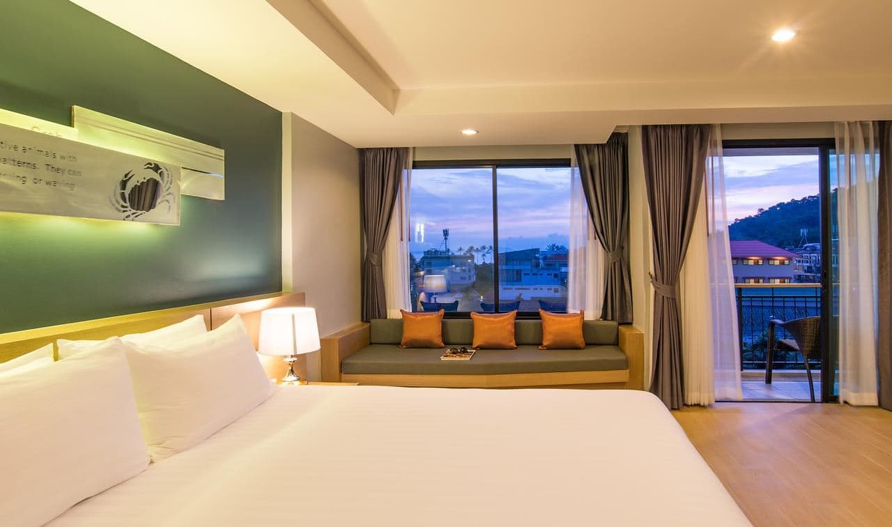rooms-deluxe-sea-view
