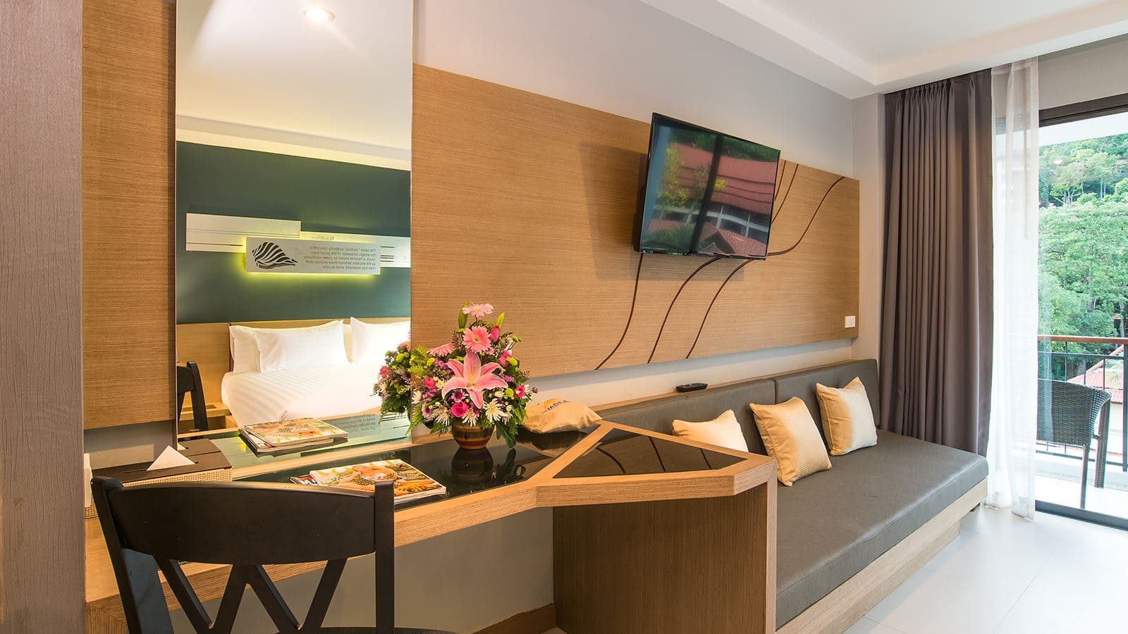 rooms-superior-room