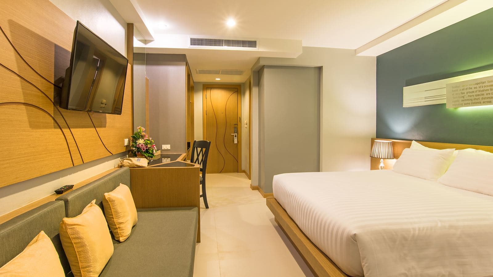 rooms-superior-room