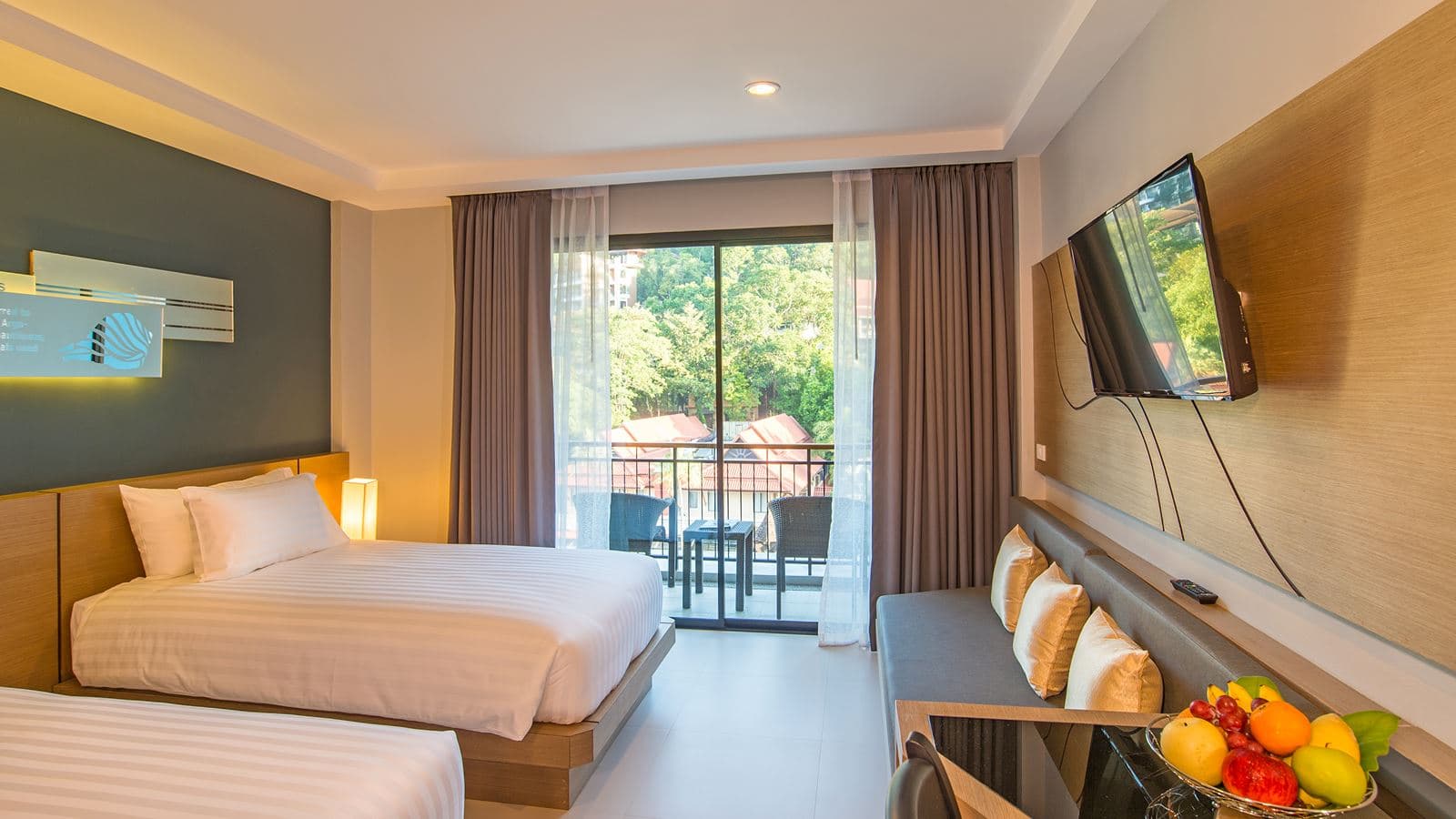 rooms-superior-room