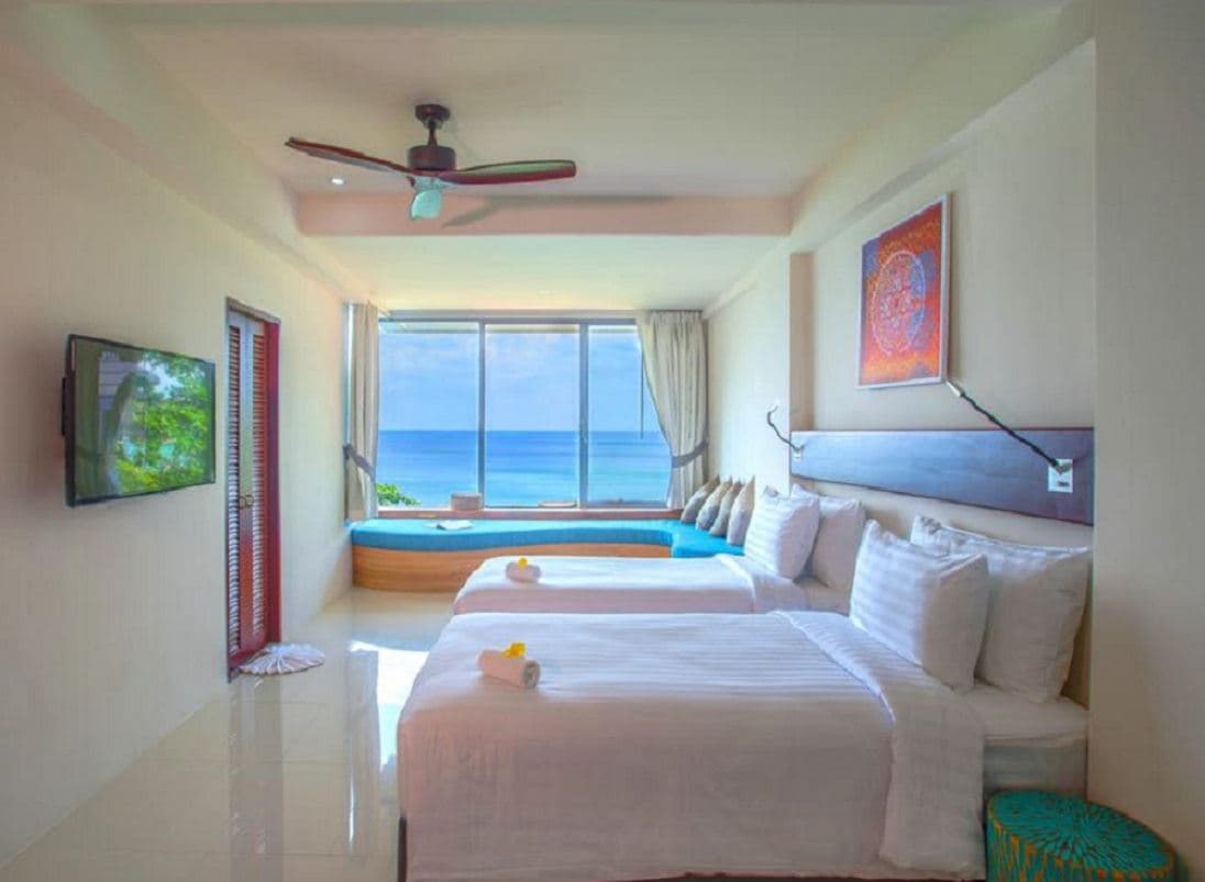 rooms-superior-room