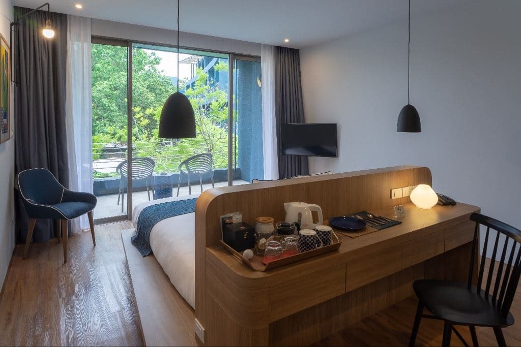 rooms-deluxe-room