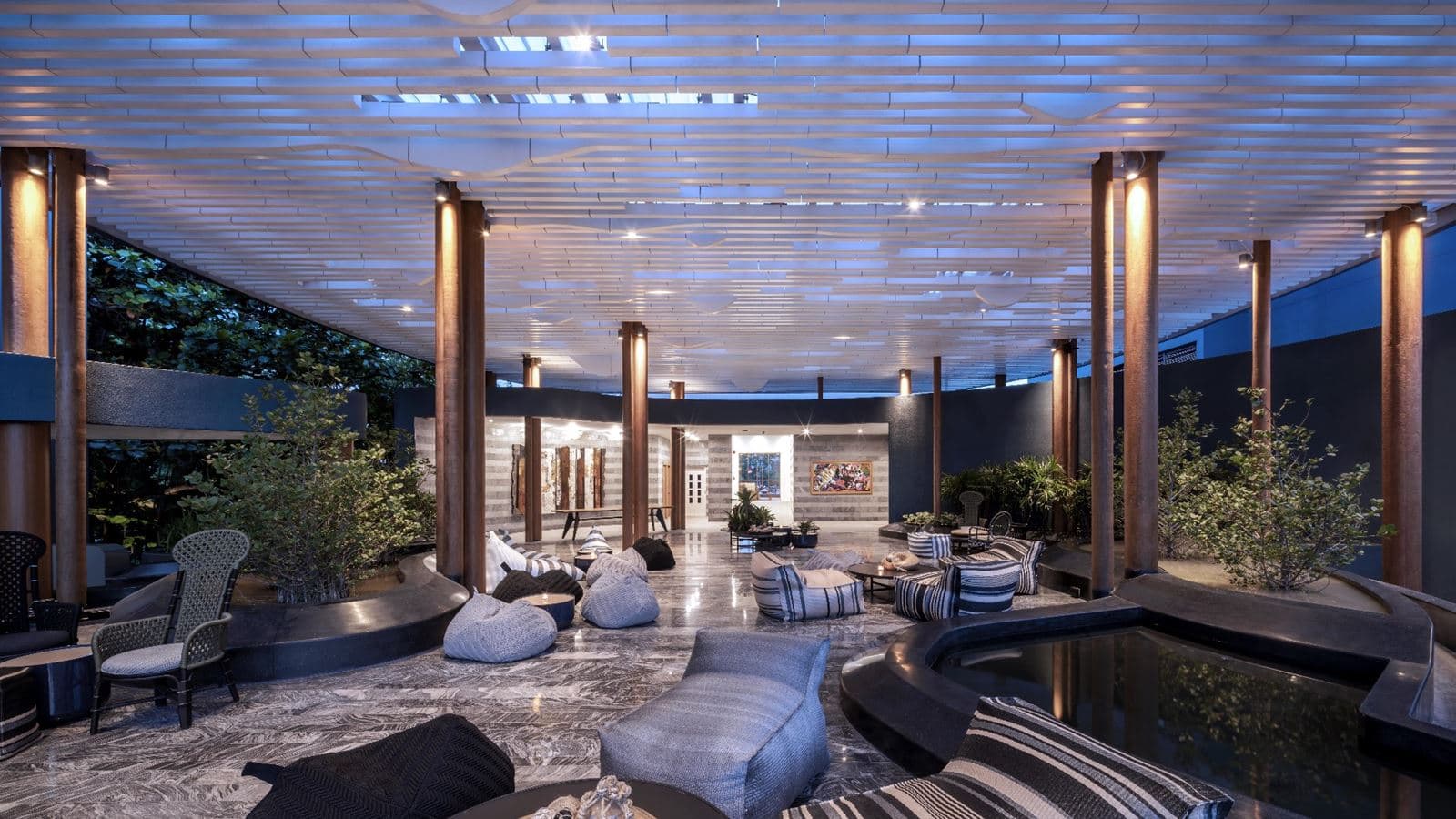 bars-sky-lobby-bar