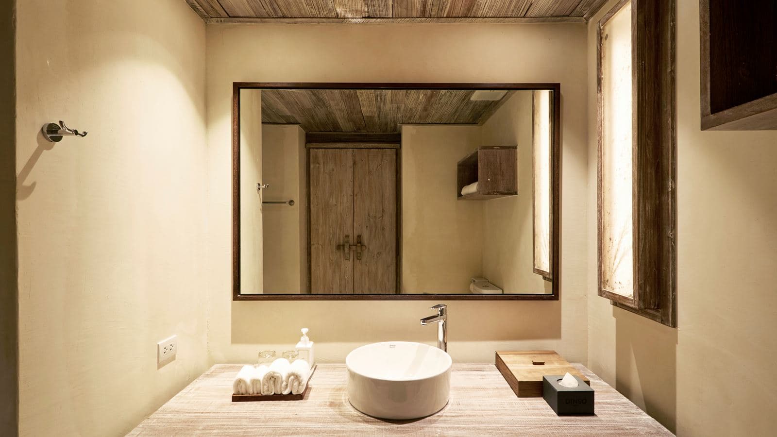 rooms-premium-city-view