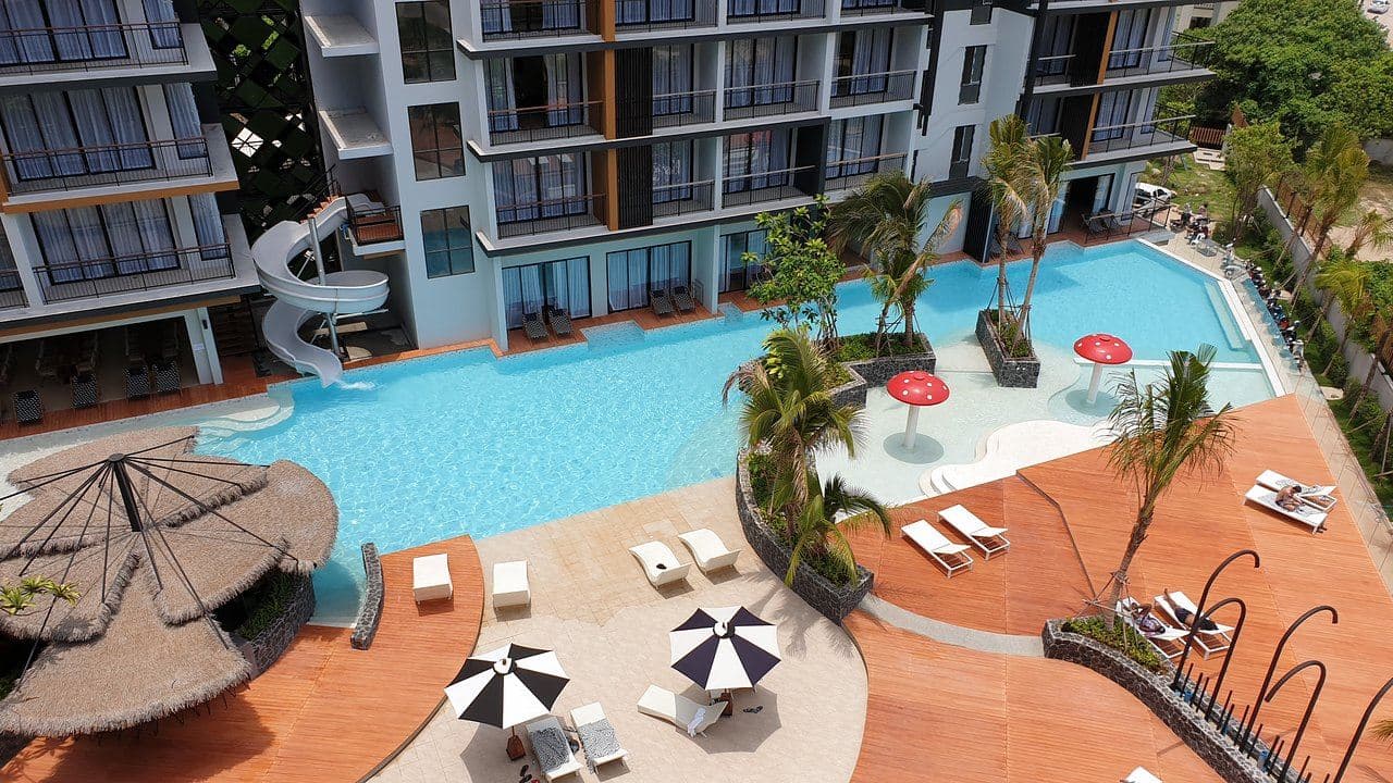 pools-outdoor-pool
