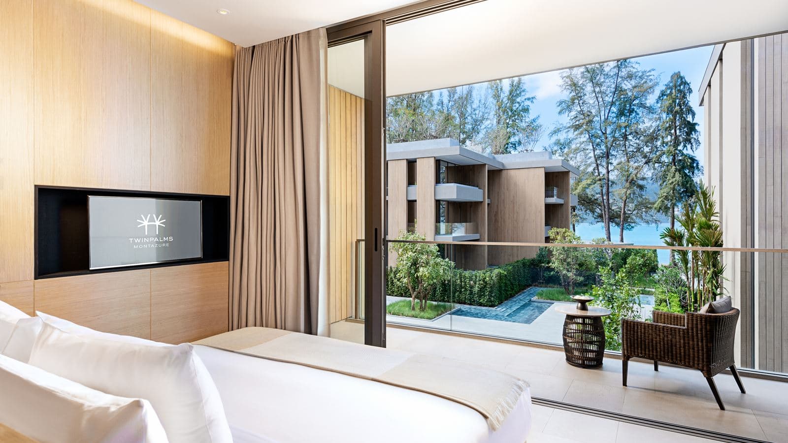 rooms-azure-sea-view-suite-2bedroom