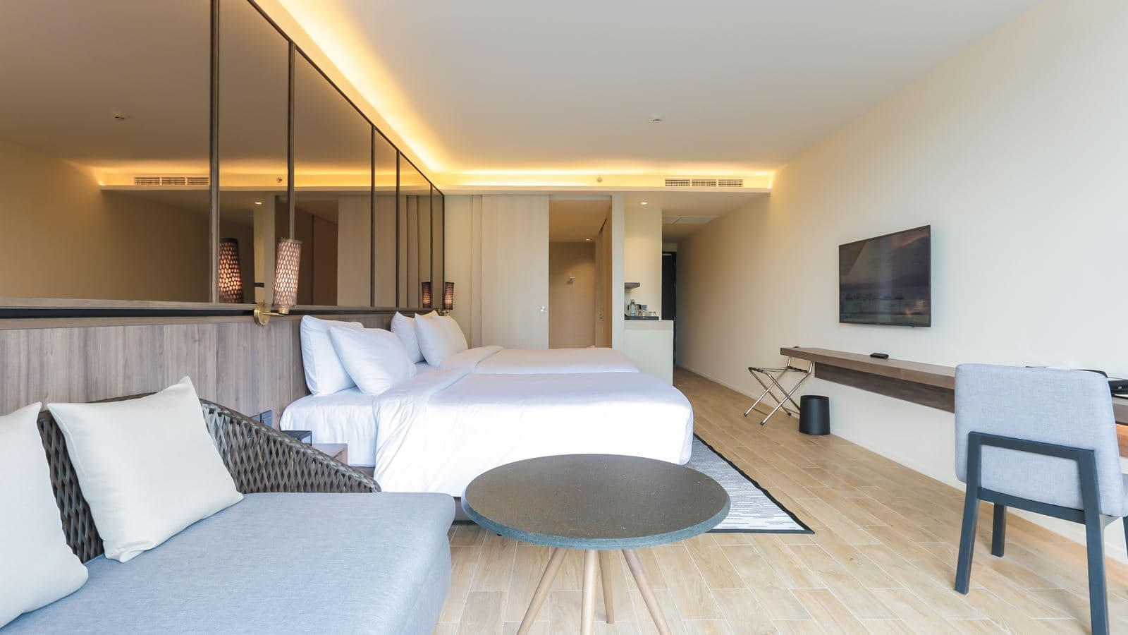 rooms-deluxe-room