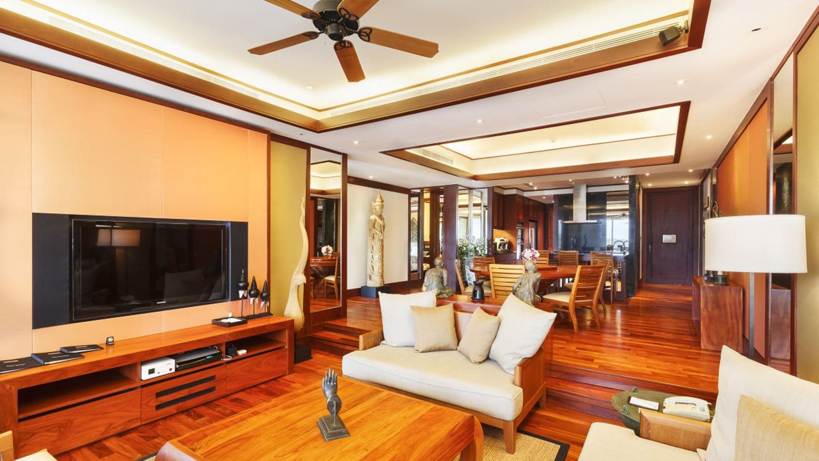 rooms-1-bedroom-penthouse-pool-suite