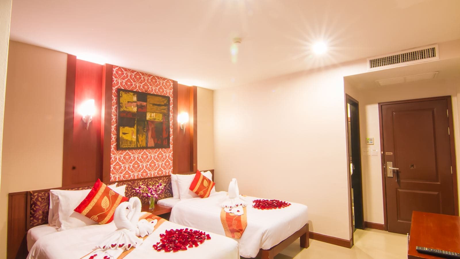 rooms-superior-no-balcony