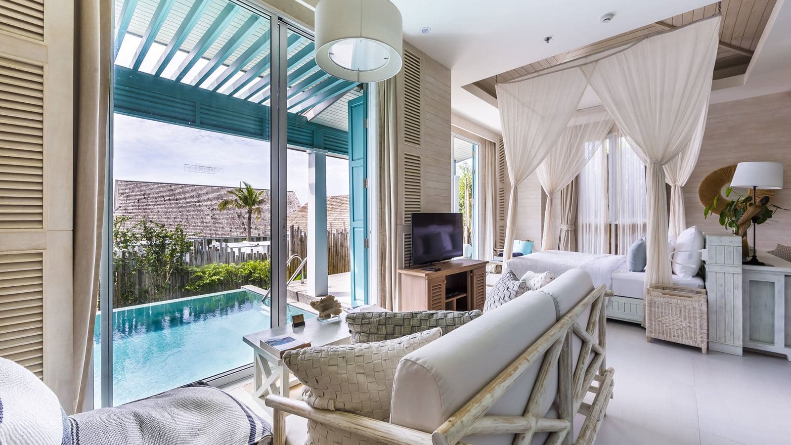 rooms-pool-villa