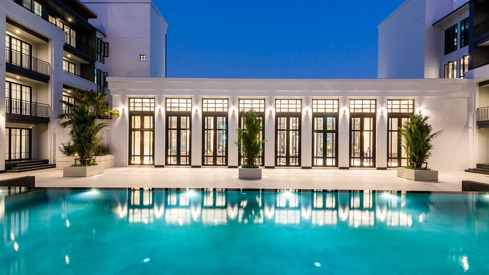 pools-outdoor-pool