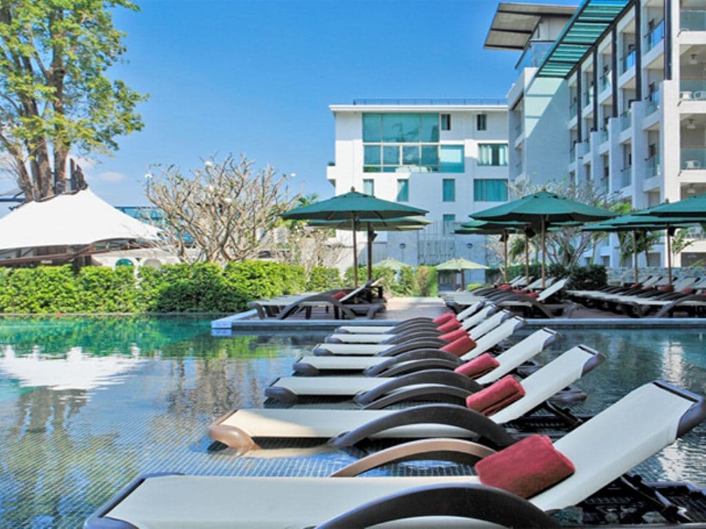 pools-outdoor-pool