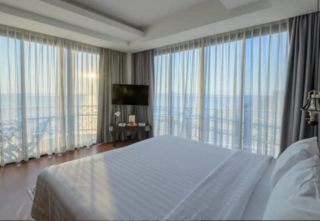 rooms-deluxe-corner
