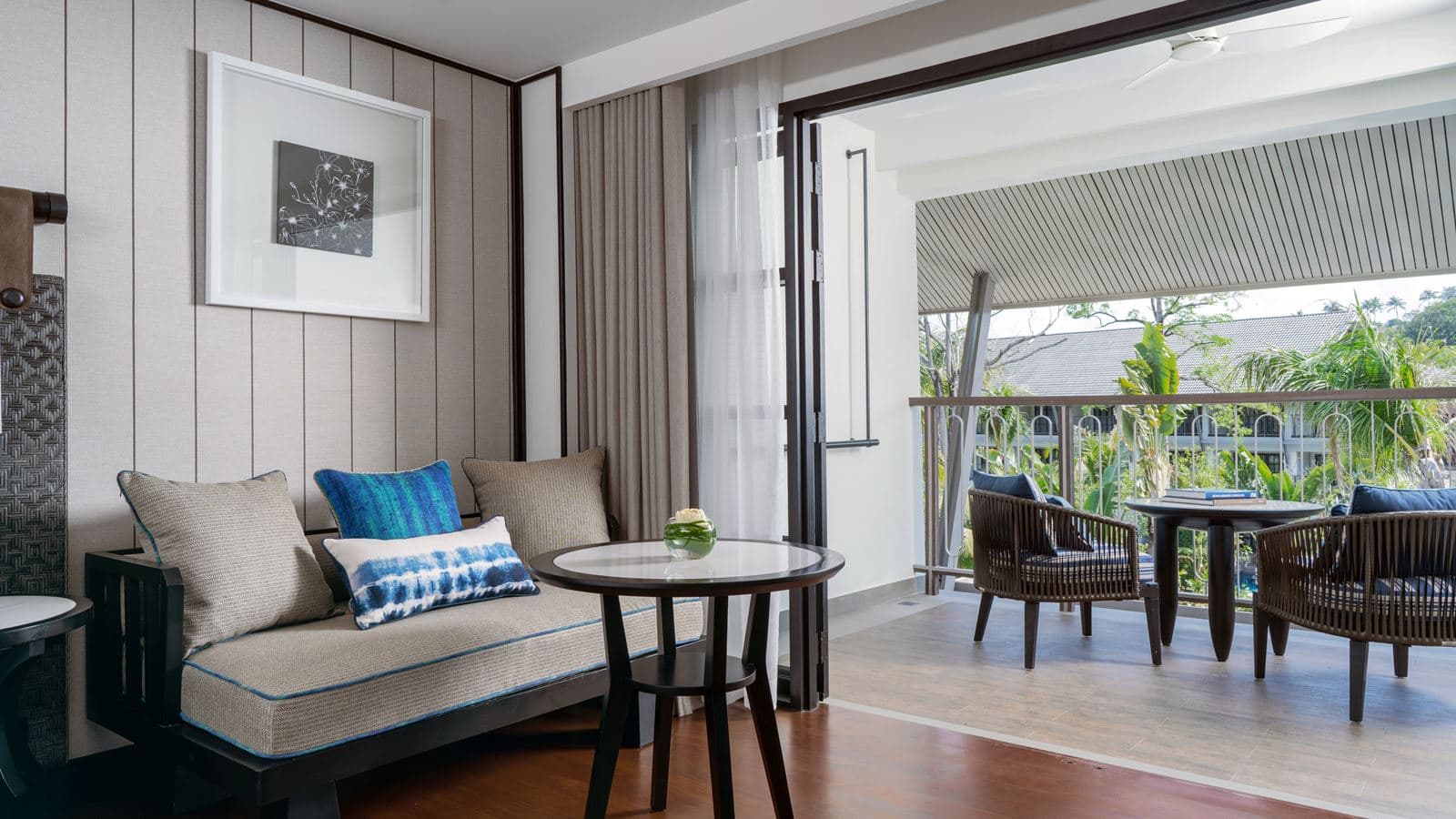 rooms-premium-room