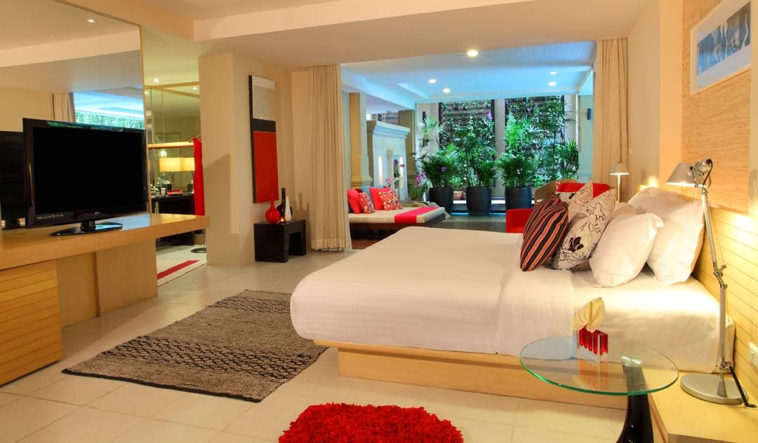 rooms-glam-splash