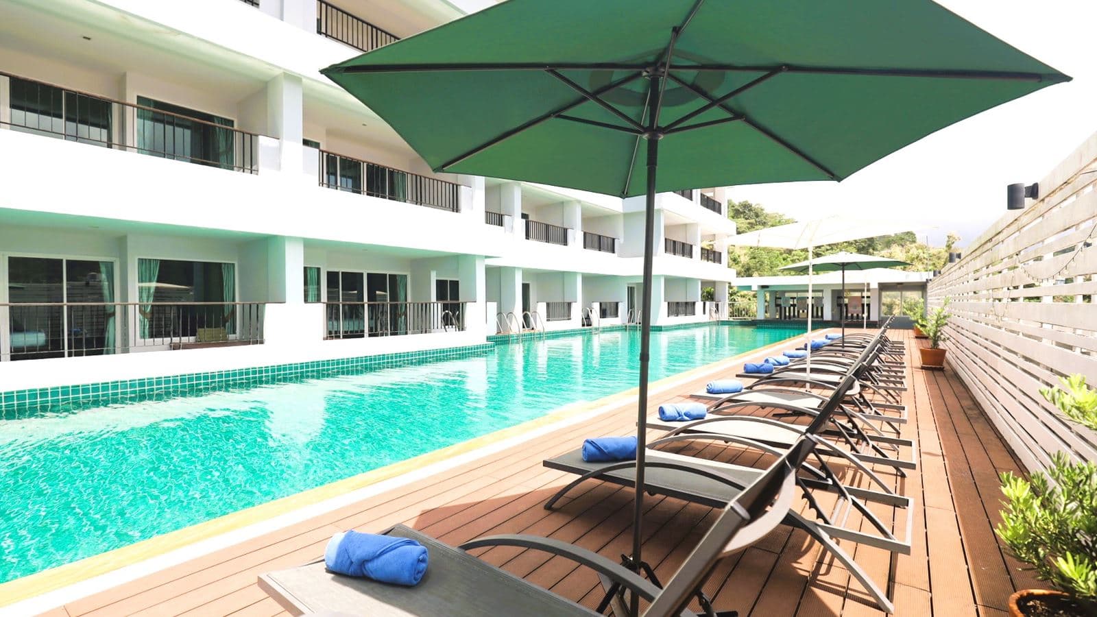 pools-outdoor-pool