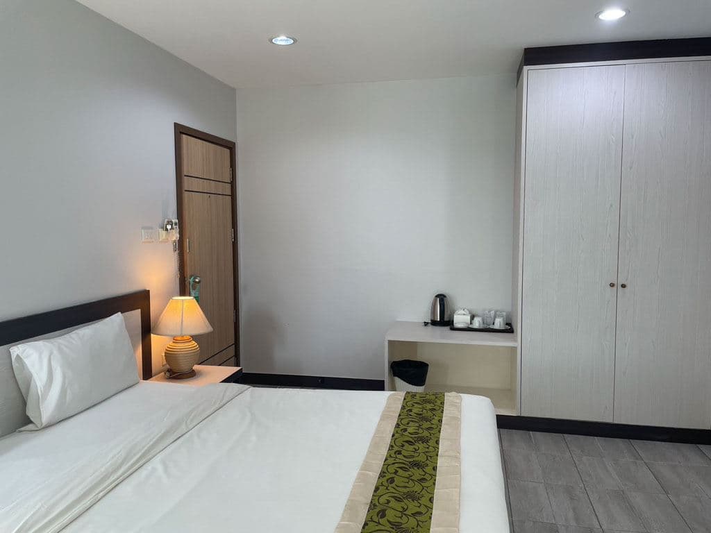rooms-deluxe-corner