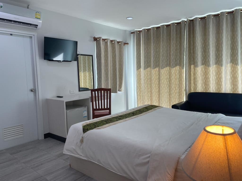 rooms-deluxe-corner