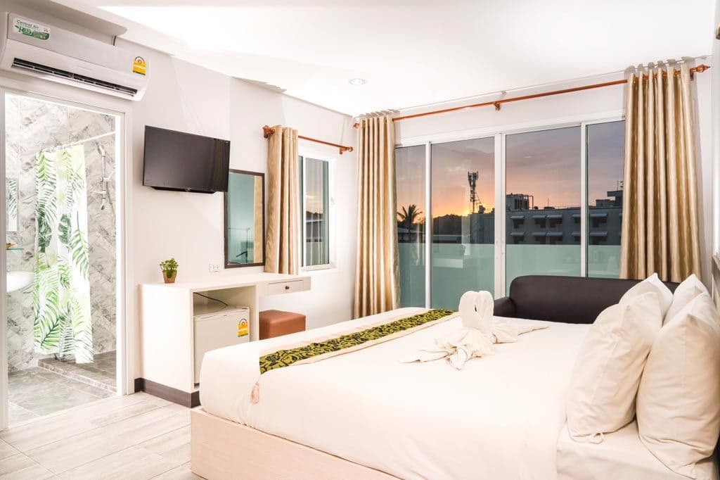 rooms-deluxe-corner