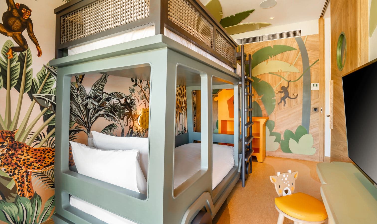 rooms-suite-kids-theme