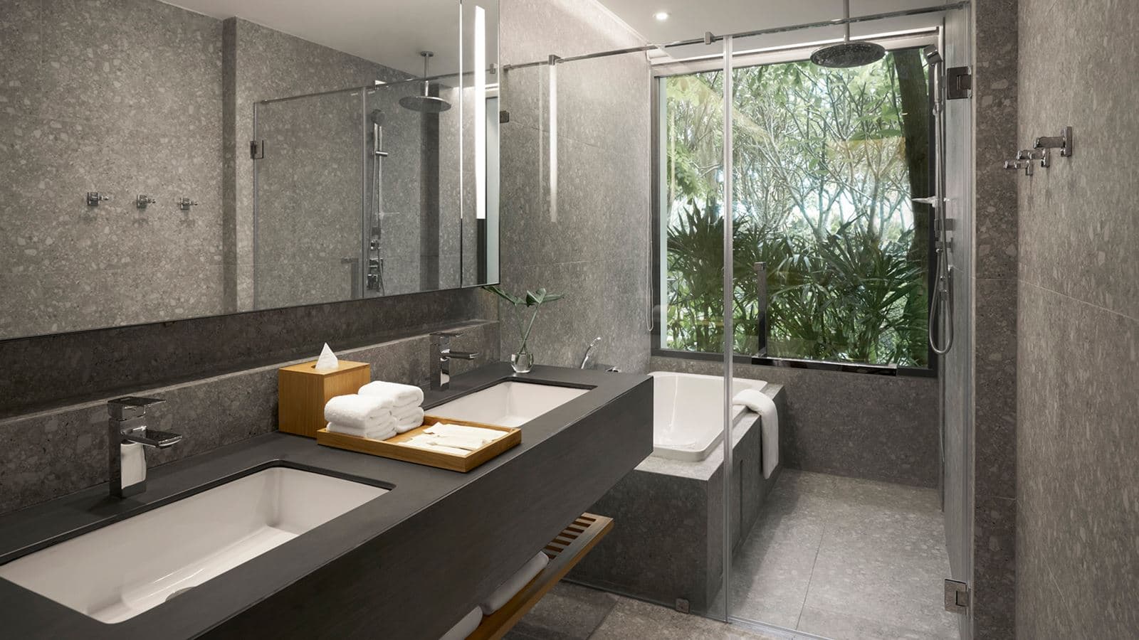 rooms-family-terrace