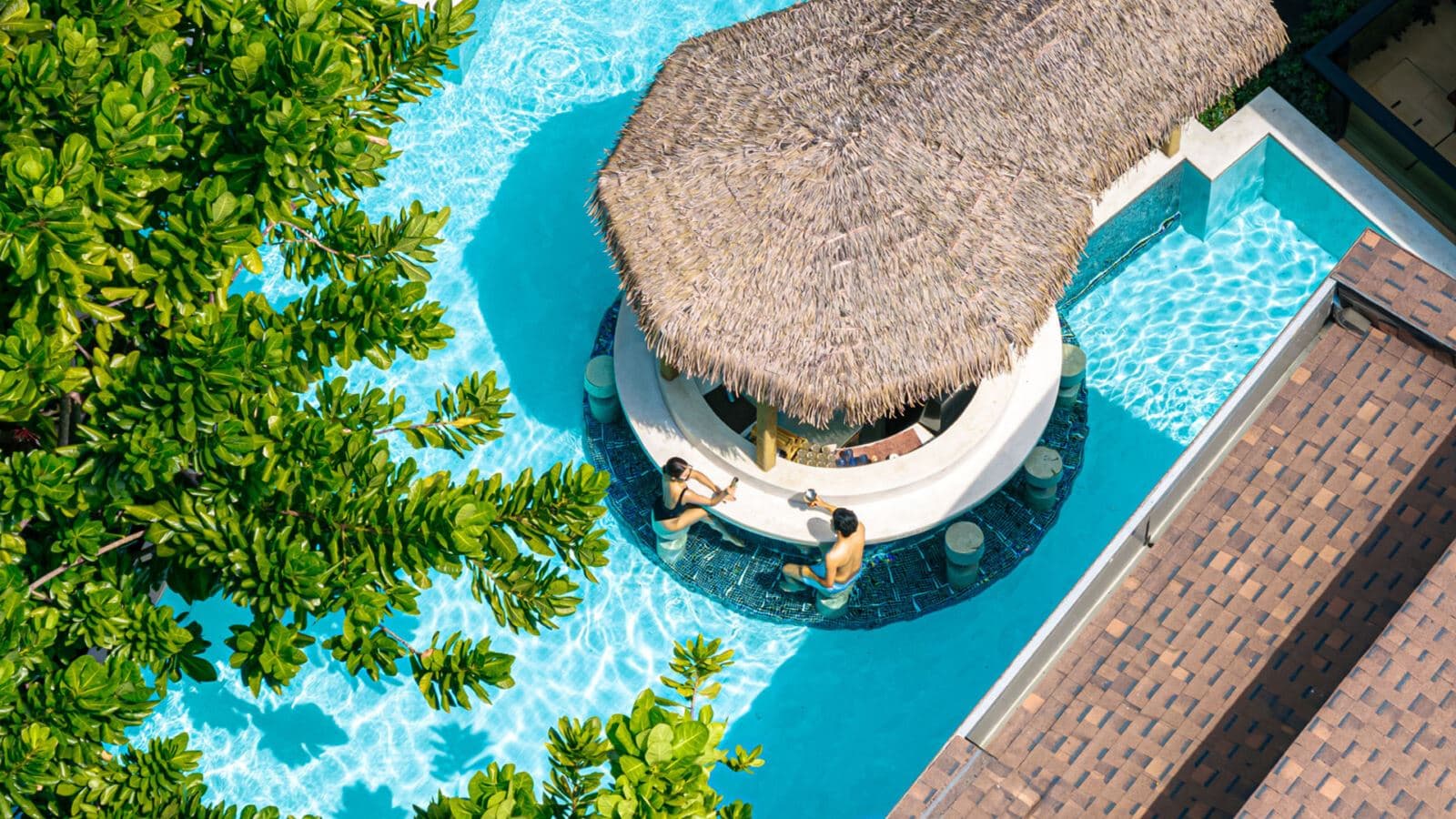 bars-opale-pool-bar