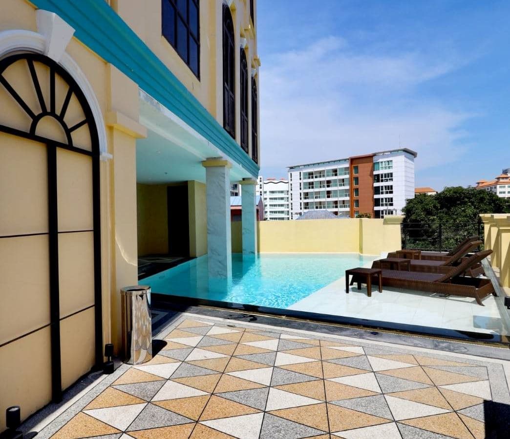 pools-outdoor-pool