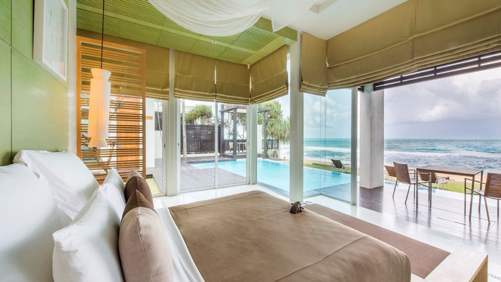 rooms-3br-beachfront-villa