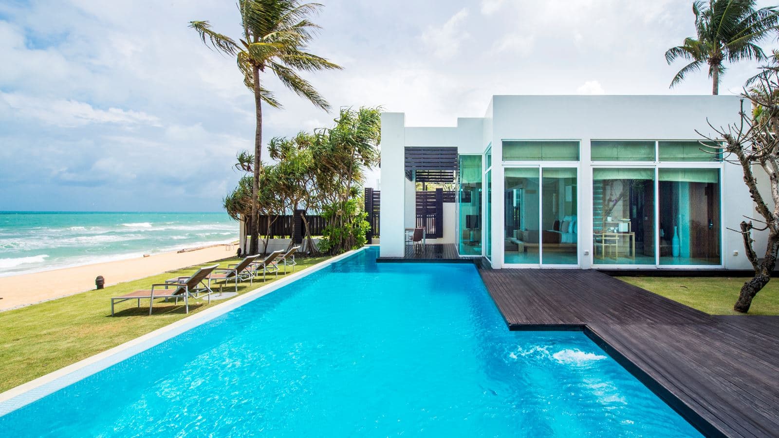 rooms-3br-beachfront-villa