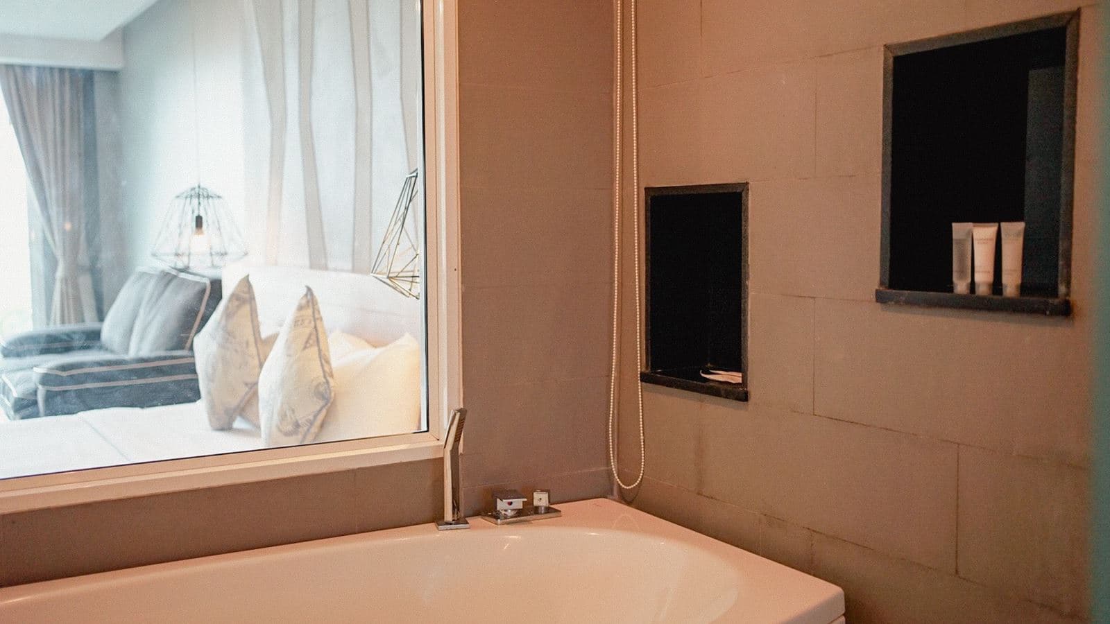 rooms-grand-deluxe