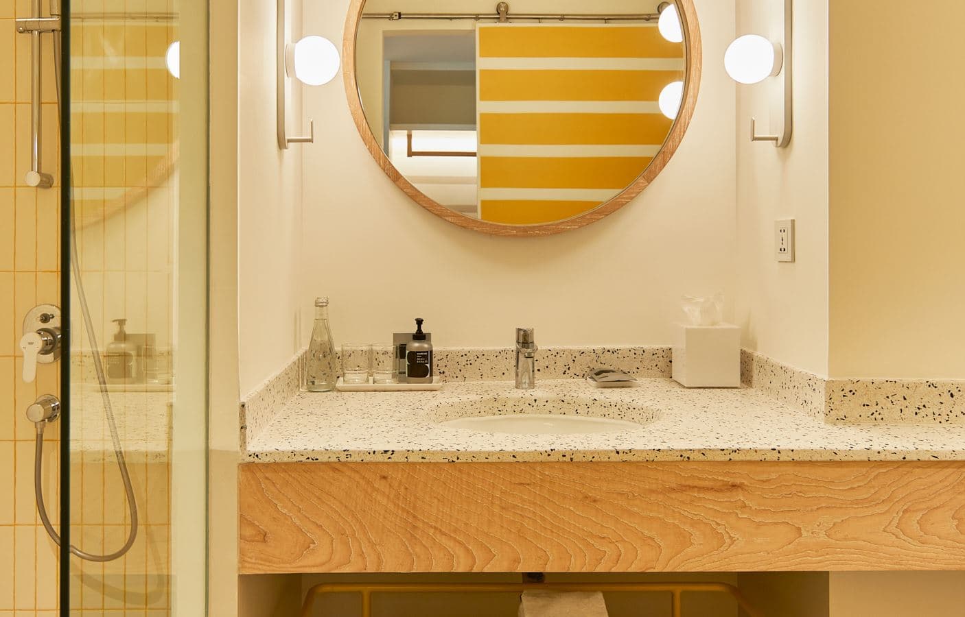 rooms-standard-room
