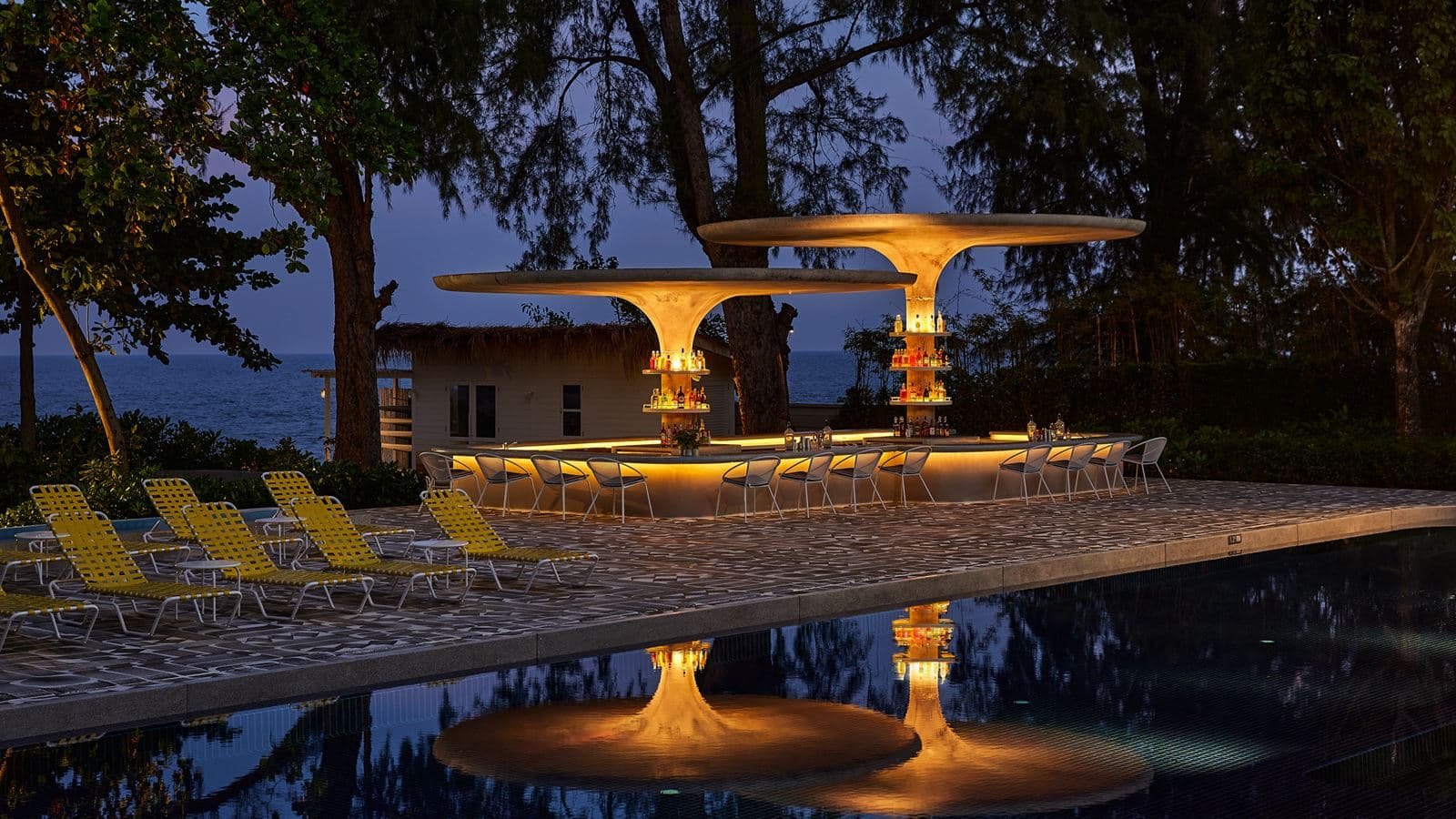 restaurants-lido-bar