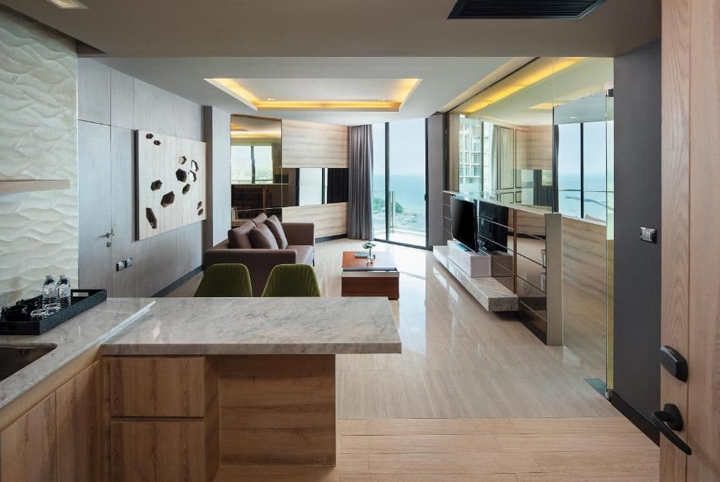 rooms-2bedroom-oceanfront-suite
