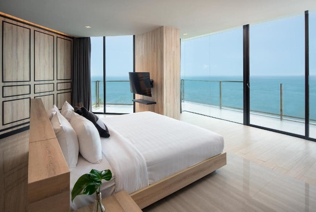 rooms-2bedroom-oceanfront-suite