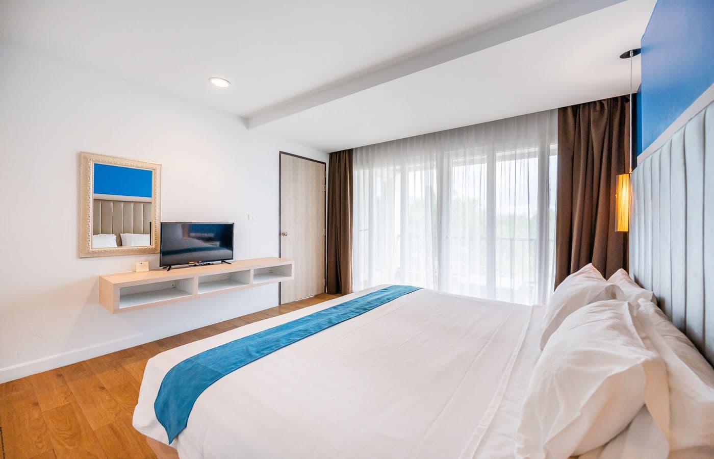 rooms-coco-suite