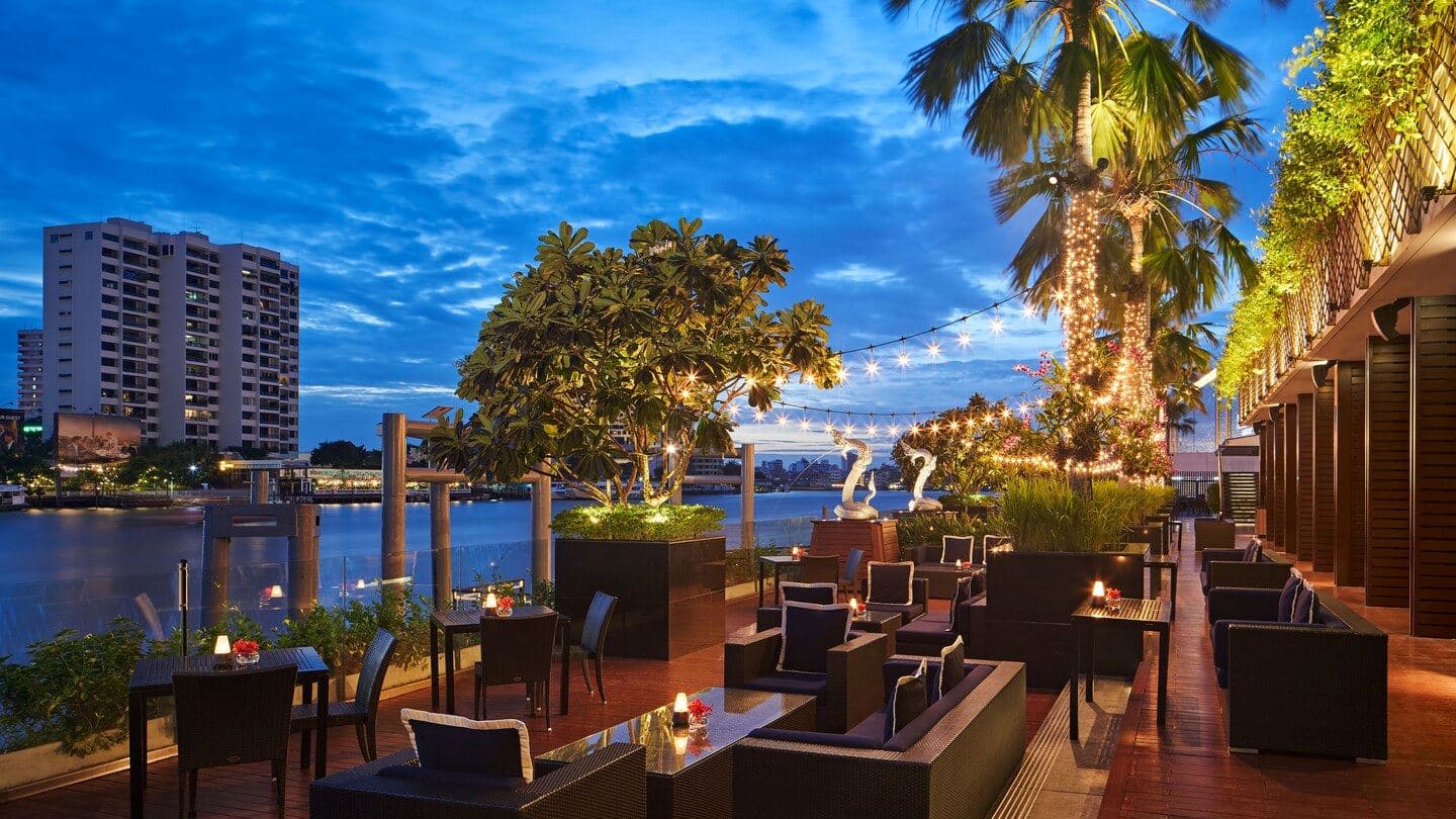 bars-lobby-lounge