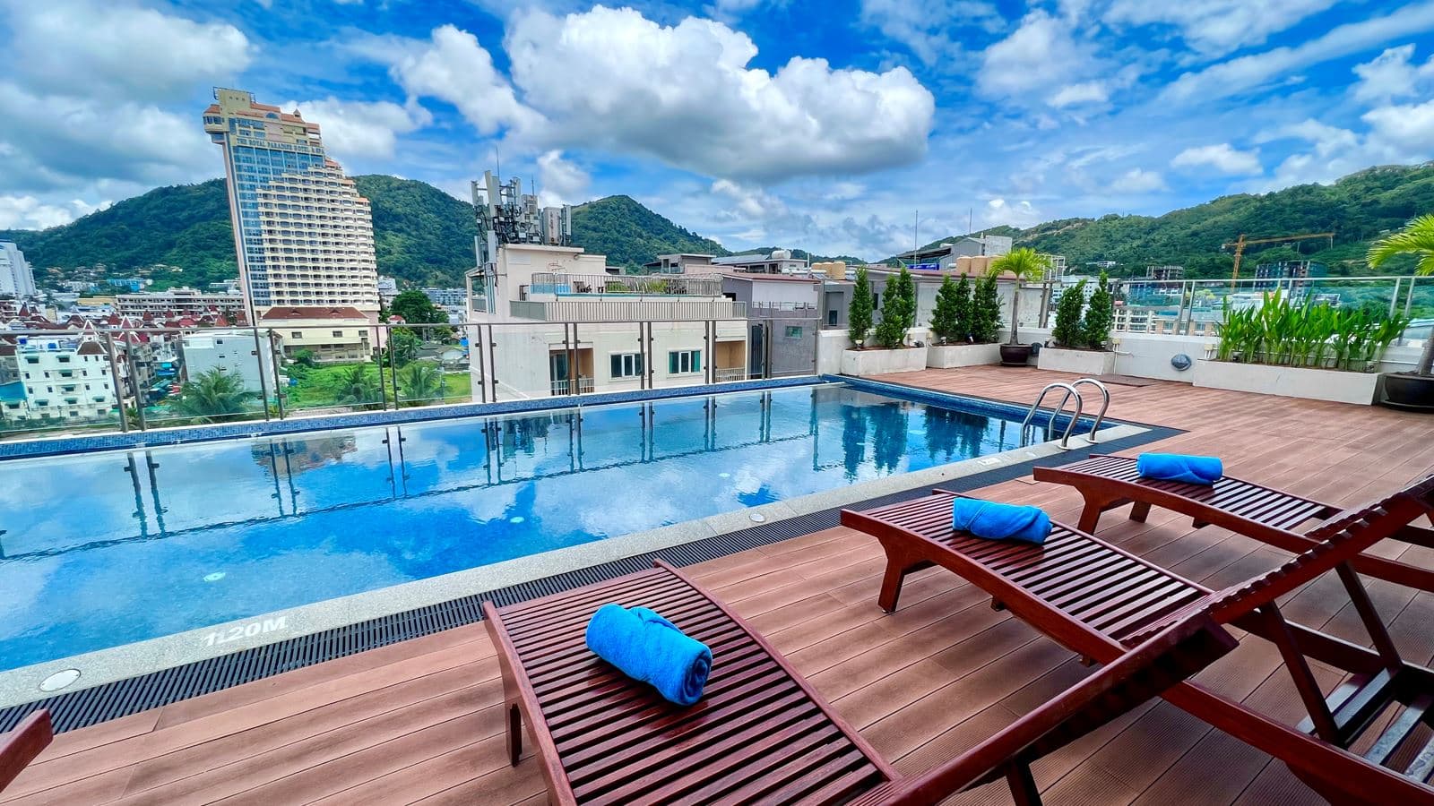 pools-outdoor-pool