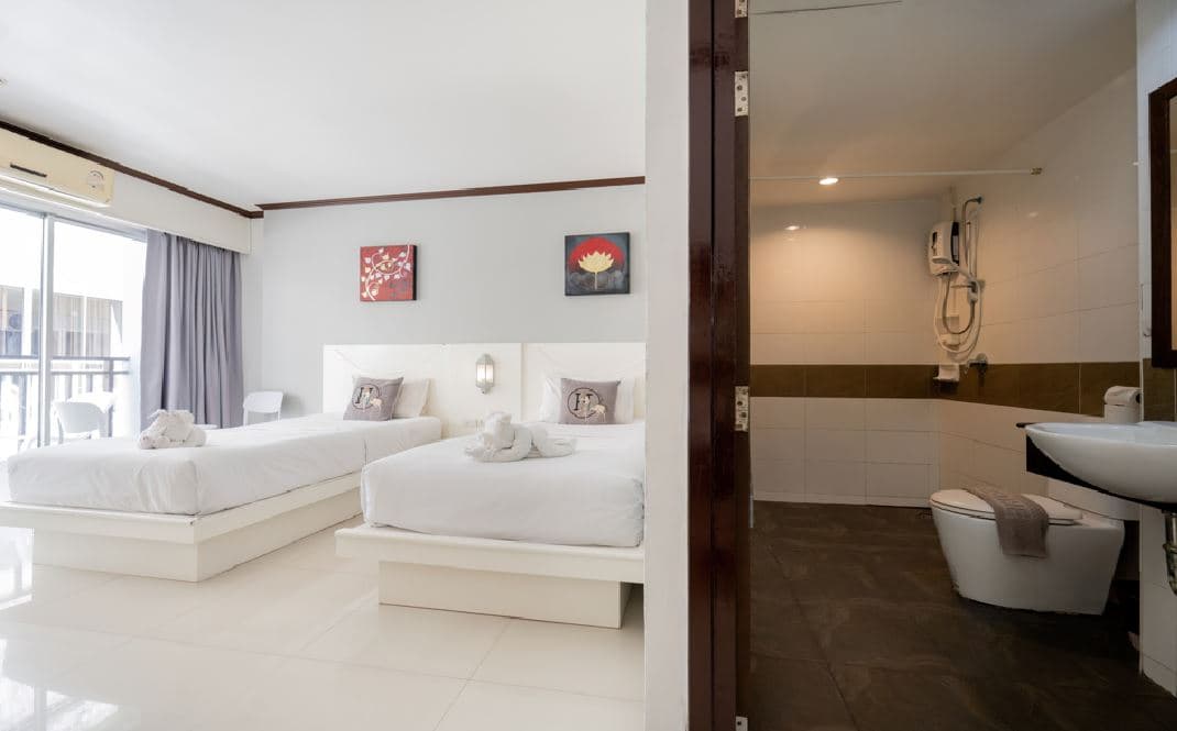 rooms-superior-room