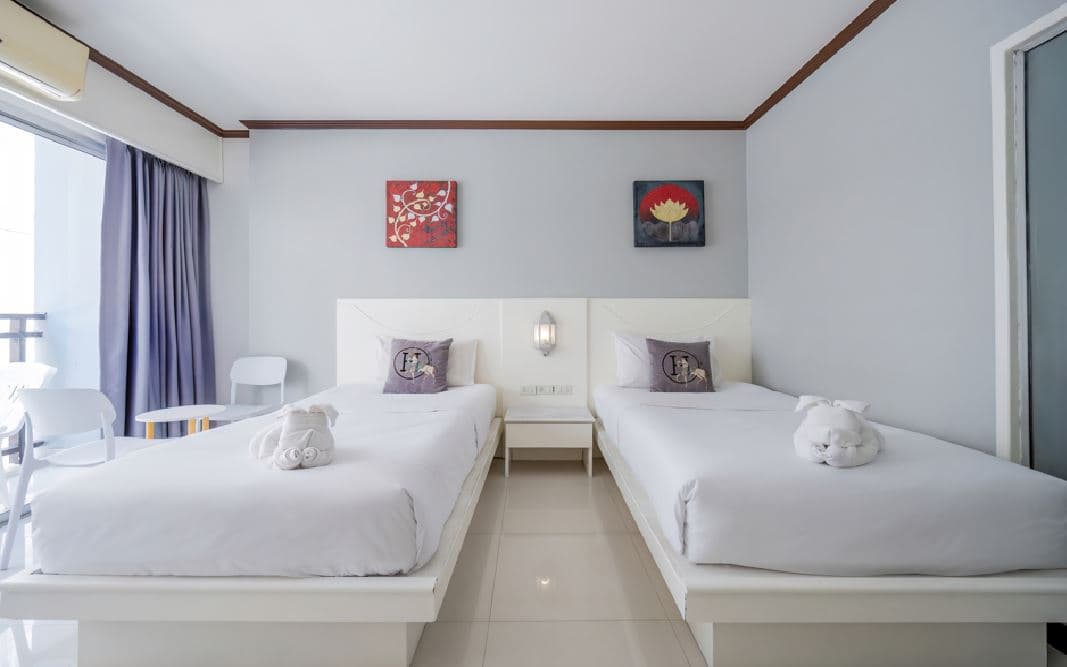 rooms-superior-room